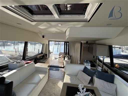 Motorboot Prestige Yachts Prestige 500 Fly Top