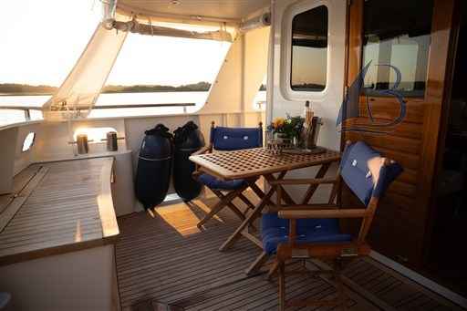 Motorboot Privateer Trawler 50