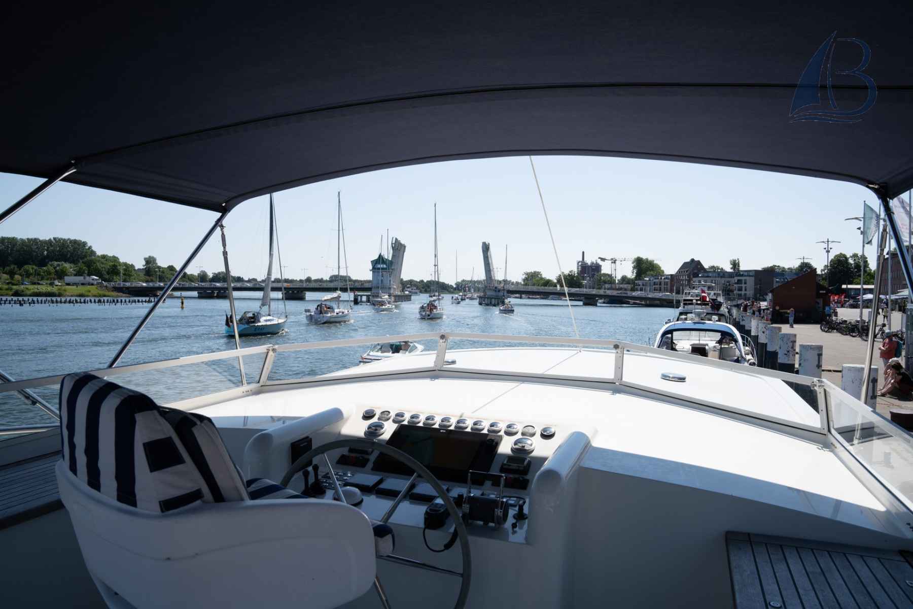 Motorboot Privateer Trawler 50