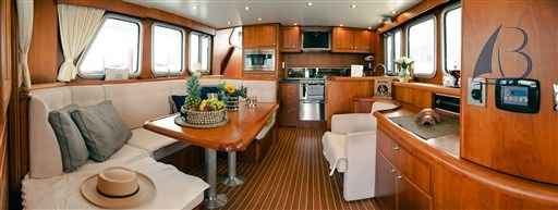 Motorboot Privateer Trawler 50