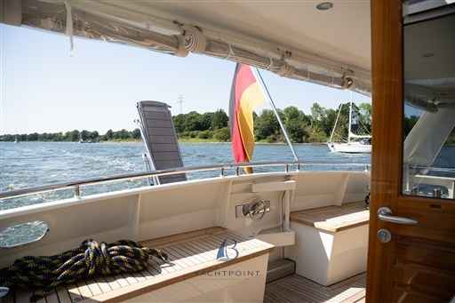 Motorboot Privateer Trawler 50