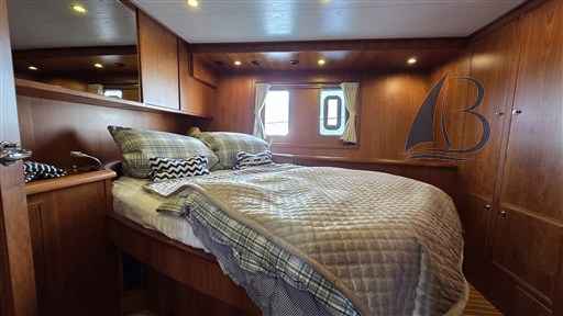 Motorboot Privateer Trawler 50