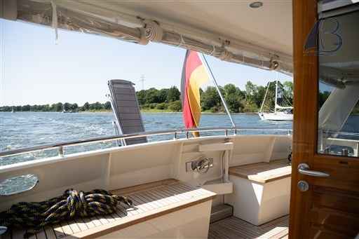 Motorboot Privateer Trawler 50