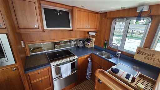 Motorboot Privateer Trawler 50