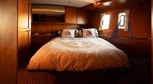 Motorboot Privateer Trawler 50
