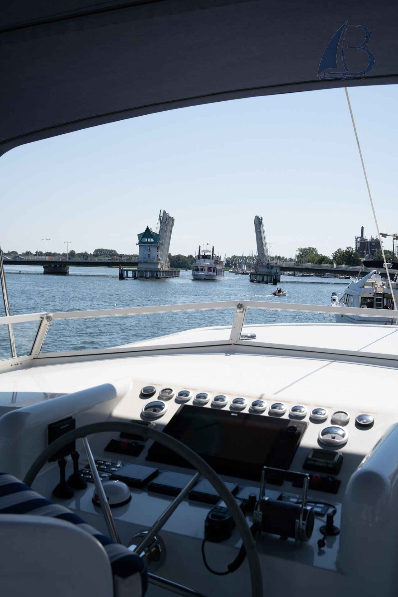 Motorboot Privateer Trawler 50