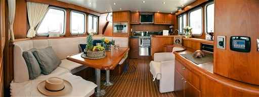 Motorboot Privateer Trawler 50