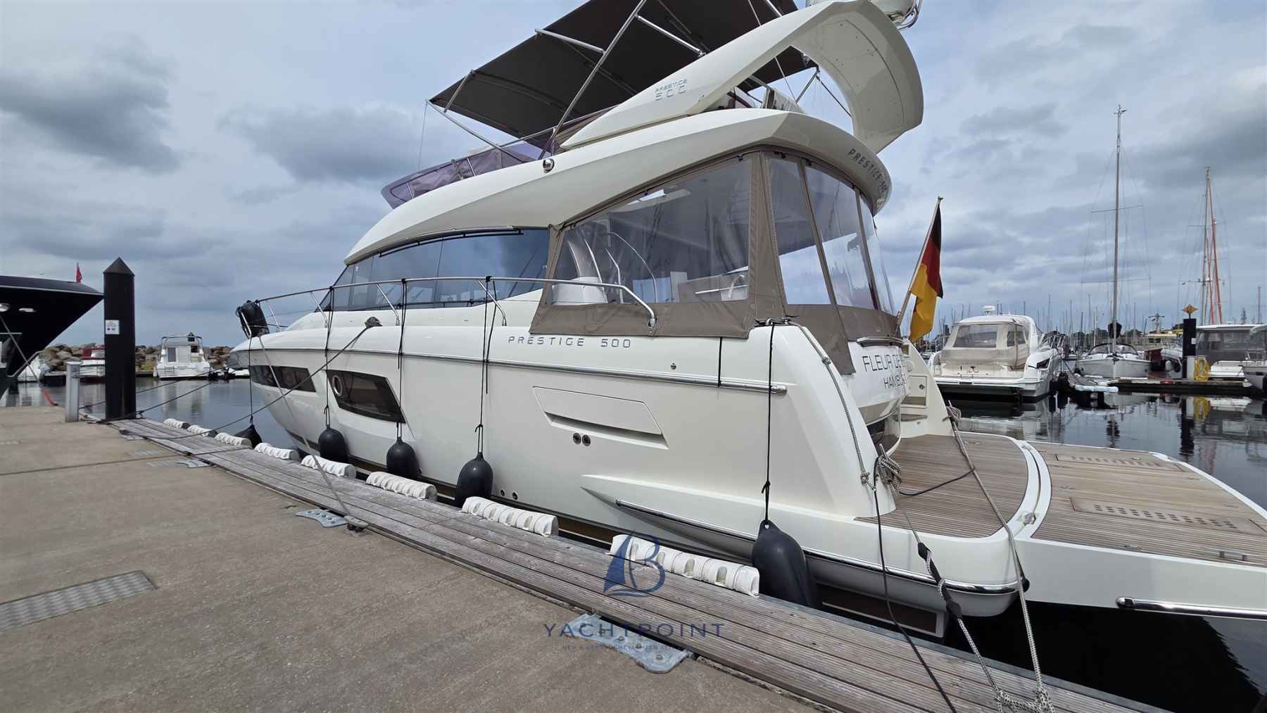 Motorboot Prestige 500 Fly