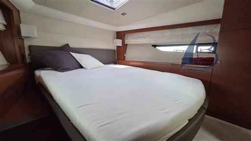 Motorboot Prestige 500 Fly