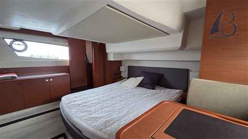 Motorboot Prestige 500 Fly