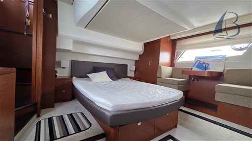 Motorboot Prestige 500 Fly