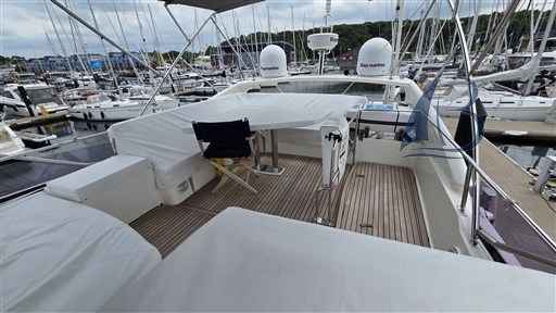 Motorboot Prestige 500 Fly