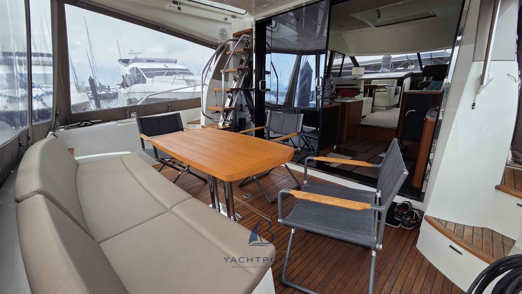 Motorboot Prestige 500 Fly