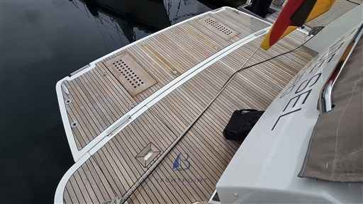Motorboot Prestige 500 Fly