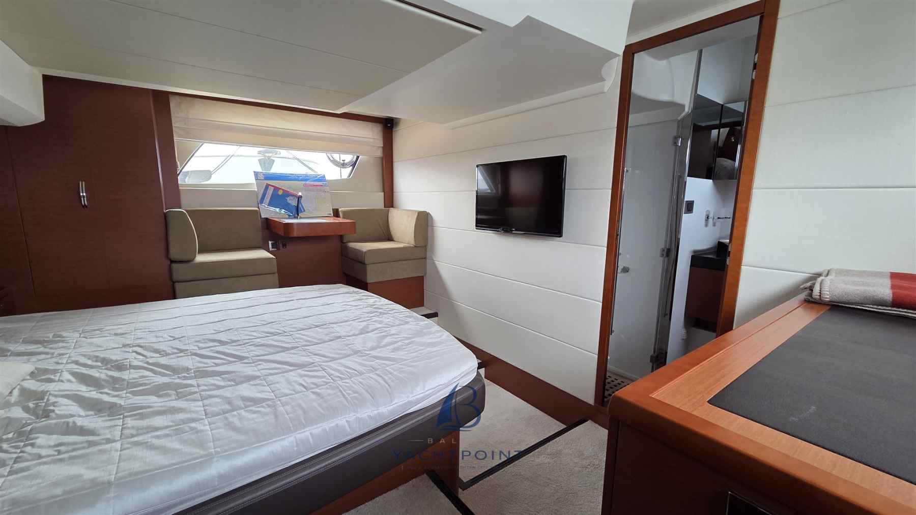 Motorboot Prestige 500 Fly