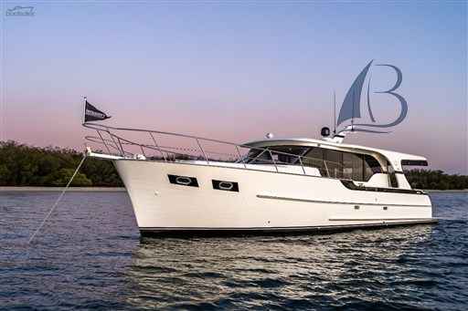 Motorboot Integrity 460 Sx