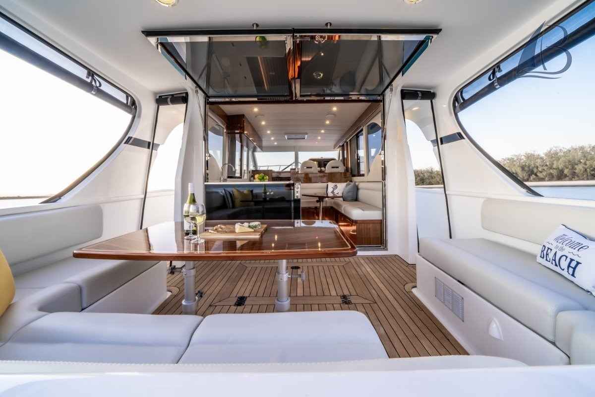 Motorboot Integrity 460 Sx