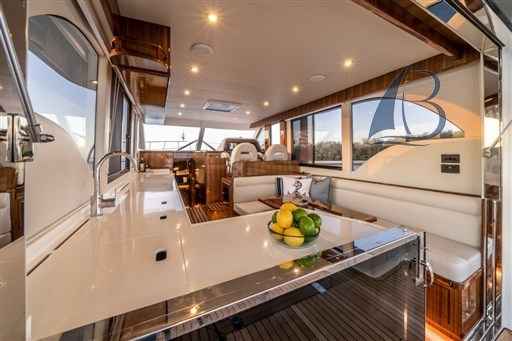 Motorboot Integrity 460 Sx