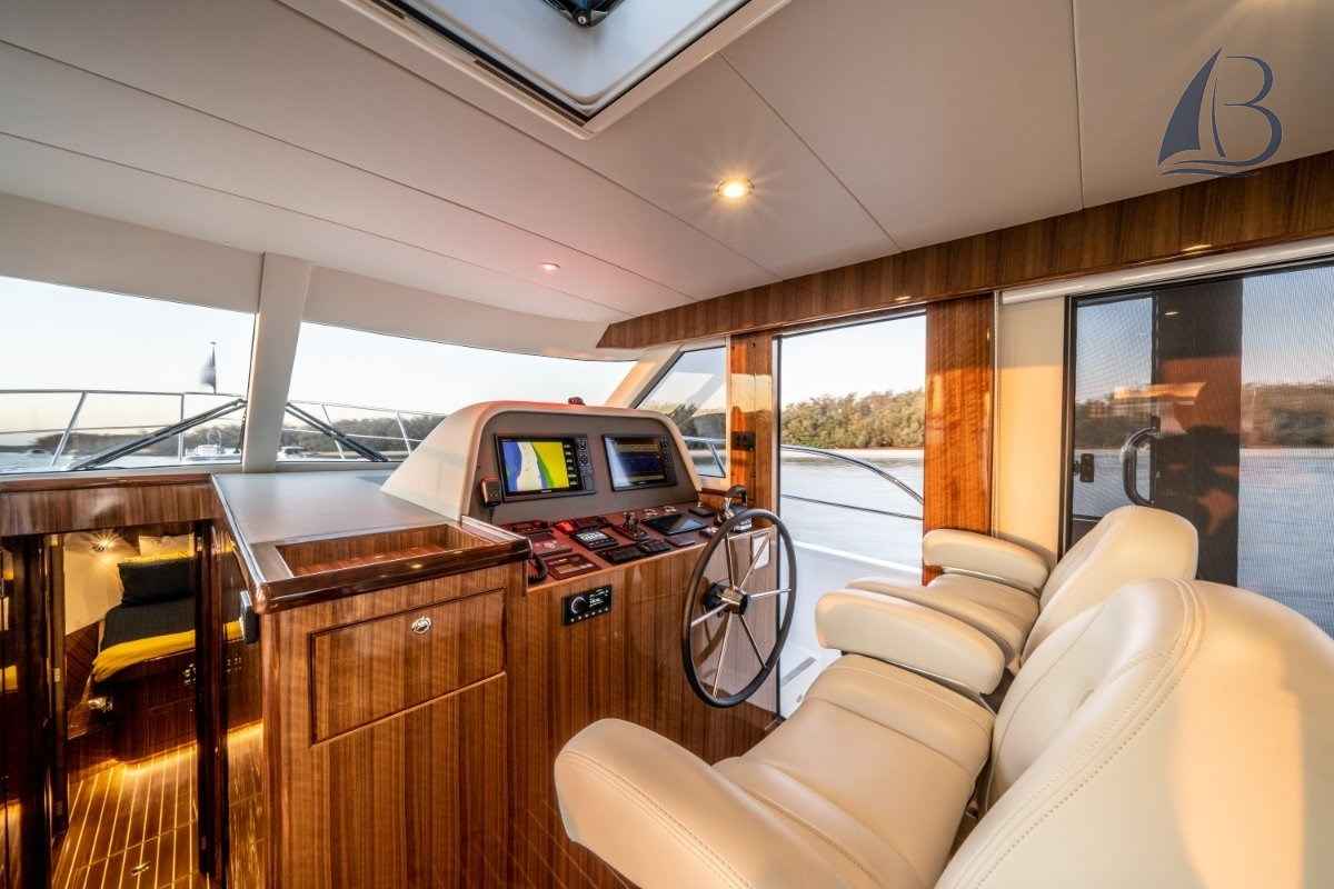 Motorboot Integrity 460 Sx