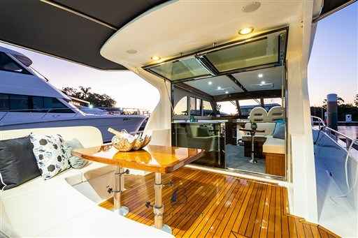 Motorboot Integrity Motor Yachts Integrity Newport 460