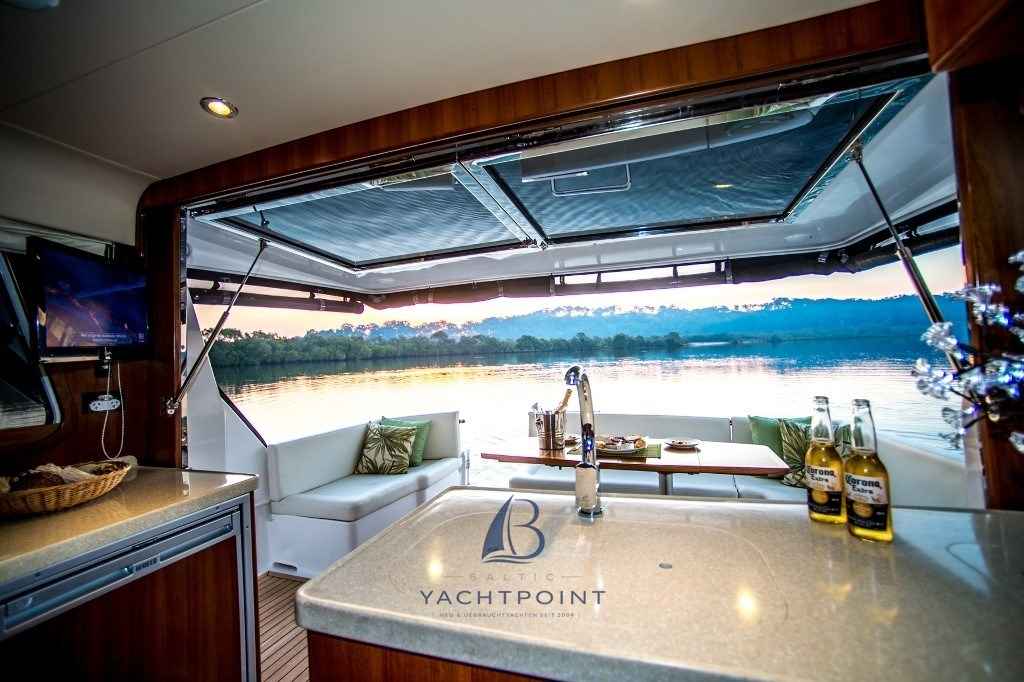 Motorboot Integrity Motor Yachts Integrity 440 Sedan