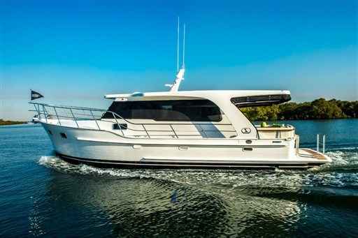 Motorboot Integrity Motor Yachts Integrity 440 Sedan