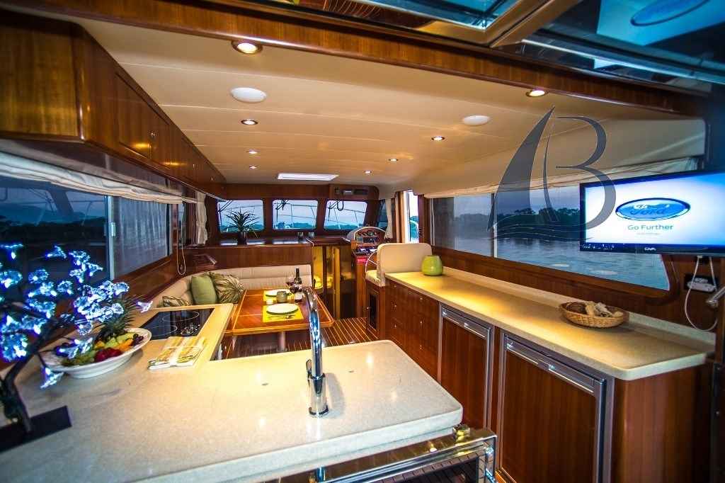 Motorboot Integrity Motor Yachts Integrity 440 Sedan