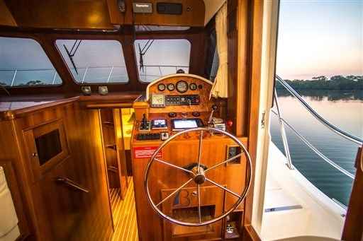 Motorboot Integrity Motor Yachts Integrity 440 Sedan