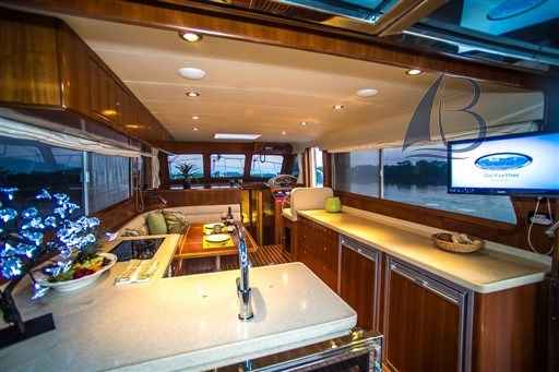 Motorboot Integrity Motor Yachts Integrity 440 Sedan