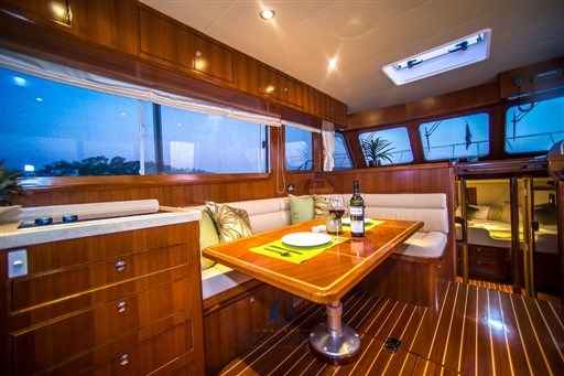 Motorboot Integrity Motor Yachts Integrity 440 Sedan