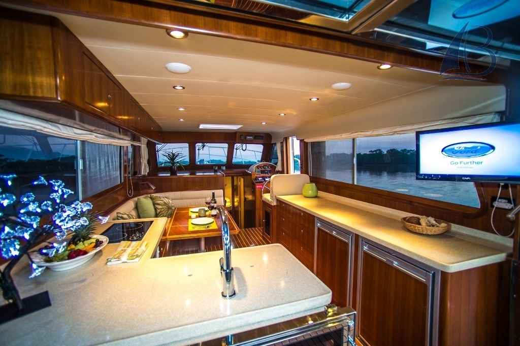 Motorboot Integrity Motor Yachts Integrity 440 Sedan