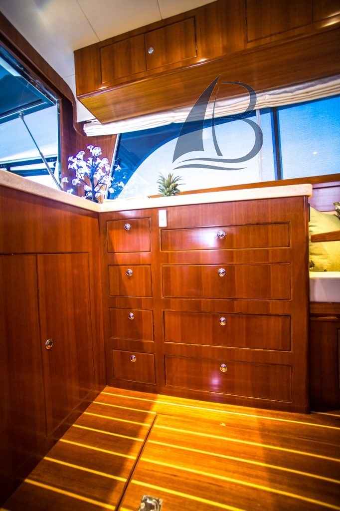 Motorboot Integrity Motor Yachts Integrity 440 Sedan