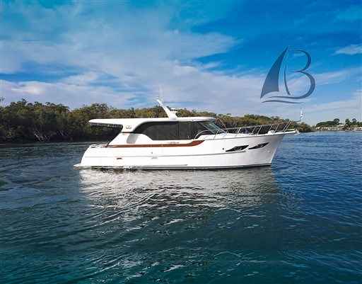 Motorboot Integrity 380 Sx