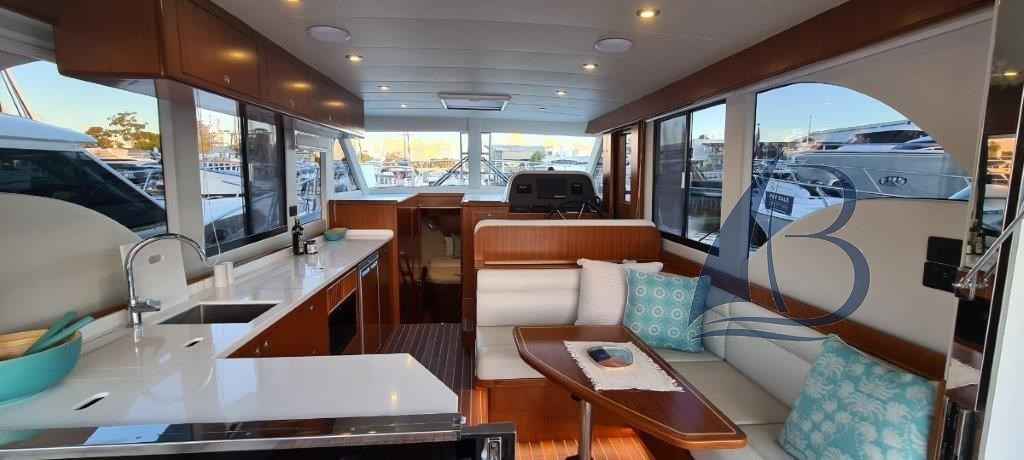 Motorboot Integrity 380 Sx