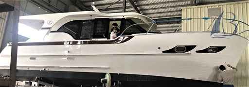 Motorboot Integrity 380 Sx