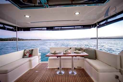 Motorboot Integrity Motor Yachts Integrity 380 Fly