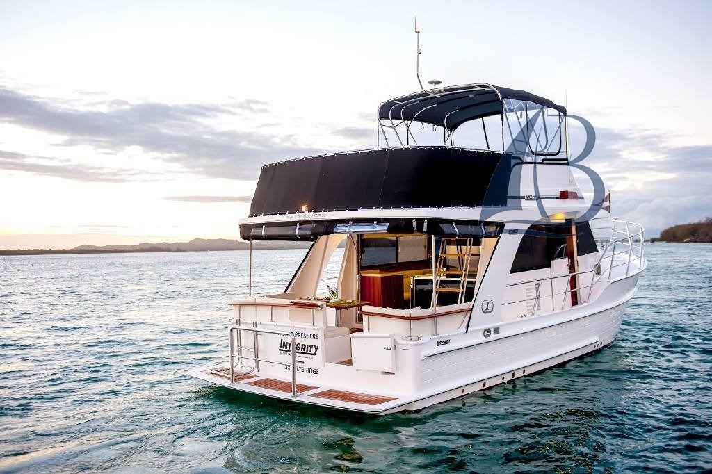 Motorboot Integrity Motor Yachts Integrity 380 Fly