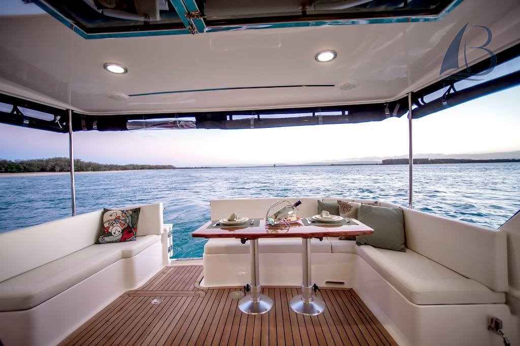 Motorboot Integrity Motor Yachts Integrity 380 Fly