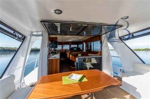 Motorboot Integrity Motor Yachts Integrity 380 Sedan