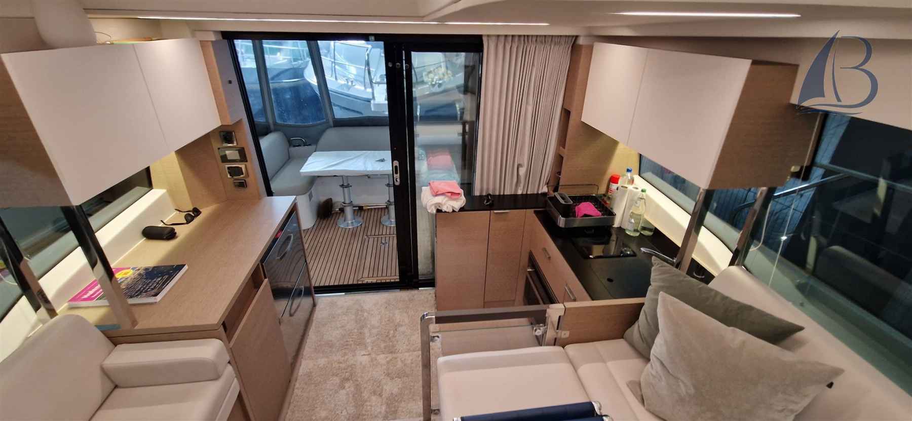 Motorboot Prestige 420 Fly