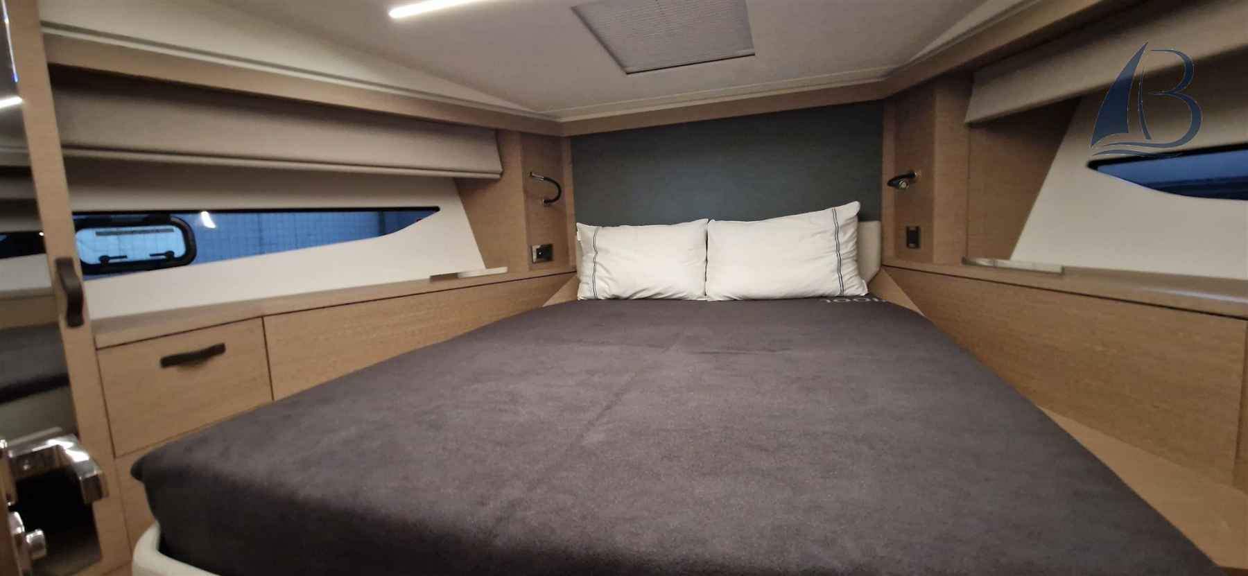 Motorboot Prestige 420 Fly