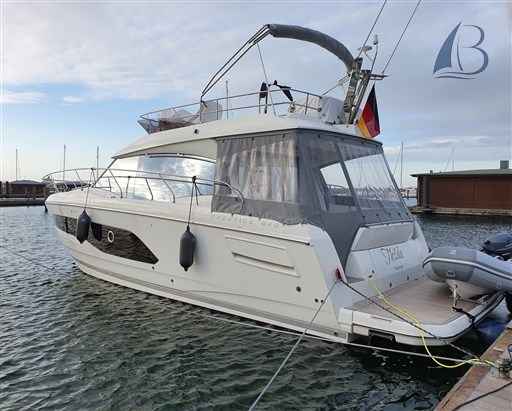 Motorboot Prestige 420 Fly