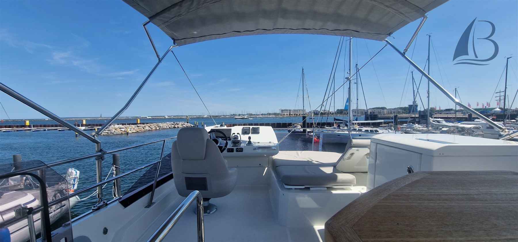 Motorboot Prestige 420 Fly