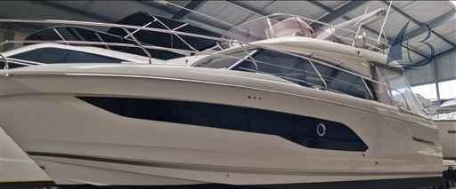 Motorboot Prestige 420 Fly