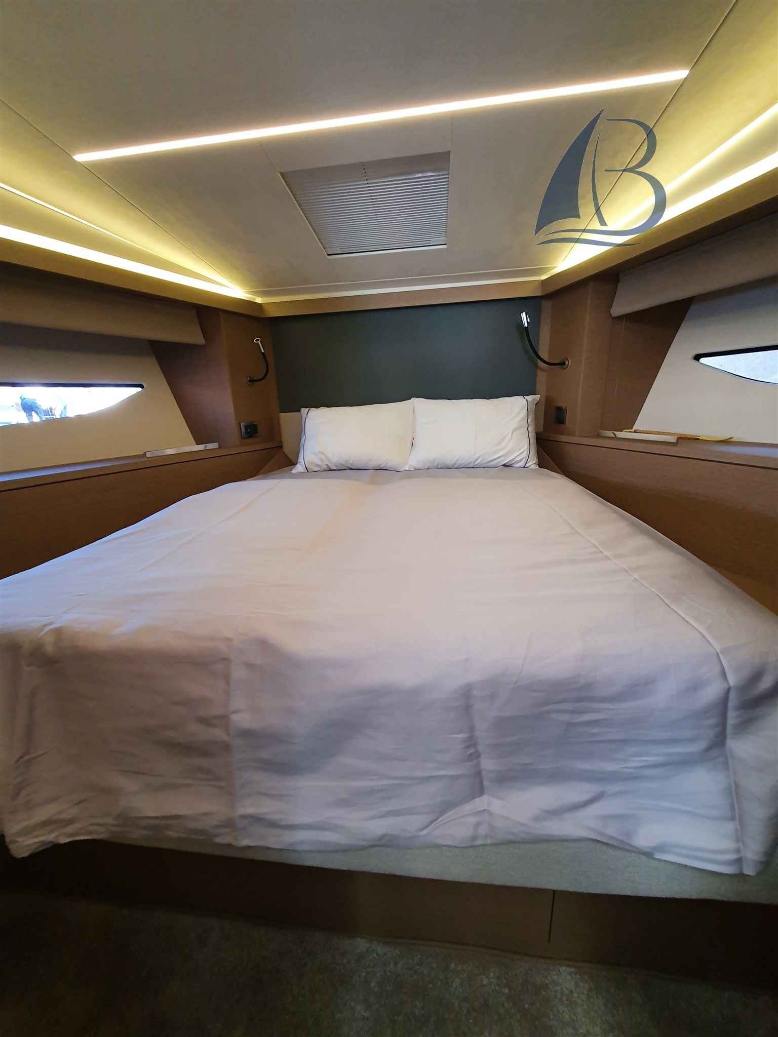 Motorboot Jeanneau Prestige 420 Fly