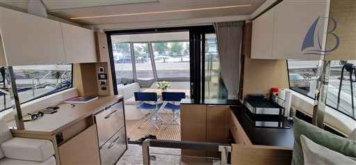 Motorboot Prestige 420 Fly