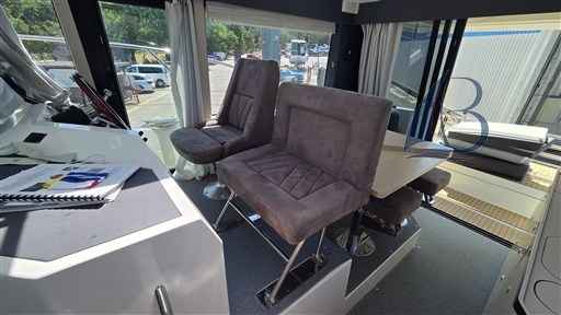 Motorboot Delphia Escape 1150
