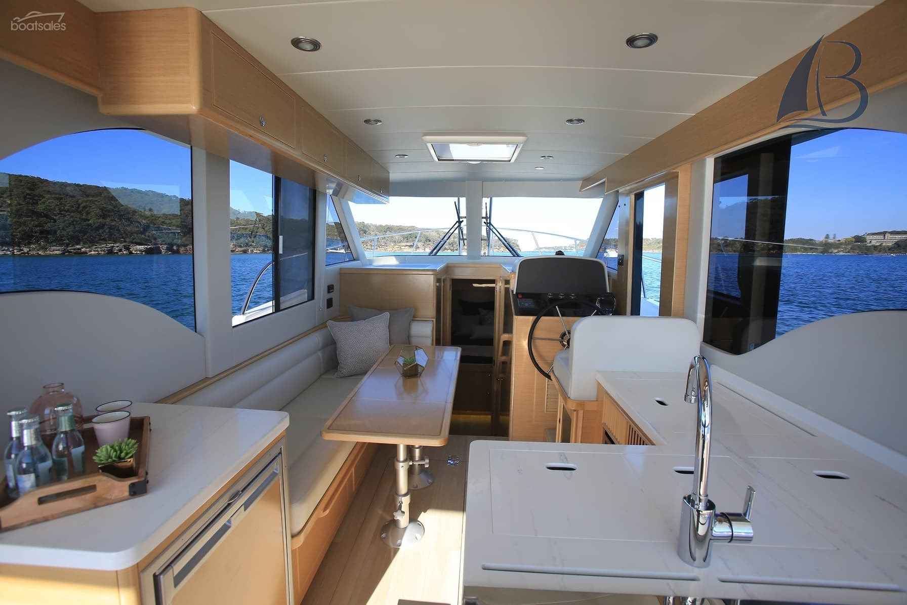 Motorboot Integrity 340 Sx