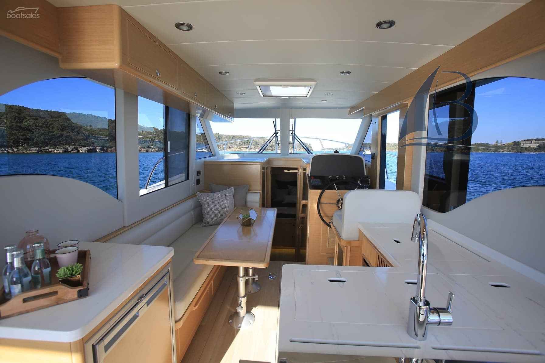 Motorboot Integrity 340 Sx