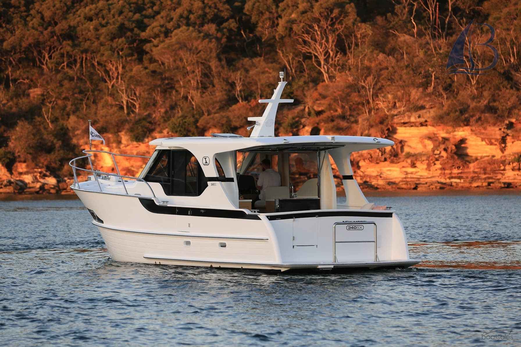 Motorboot Integrity 340 Sx
